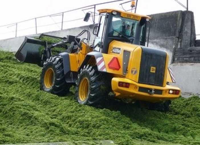 Фронтальный погрузчик JCB 426 AGRI (HL) купить, цена в Украине | Агриматко